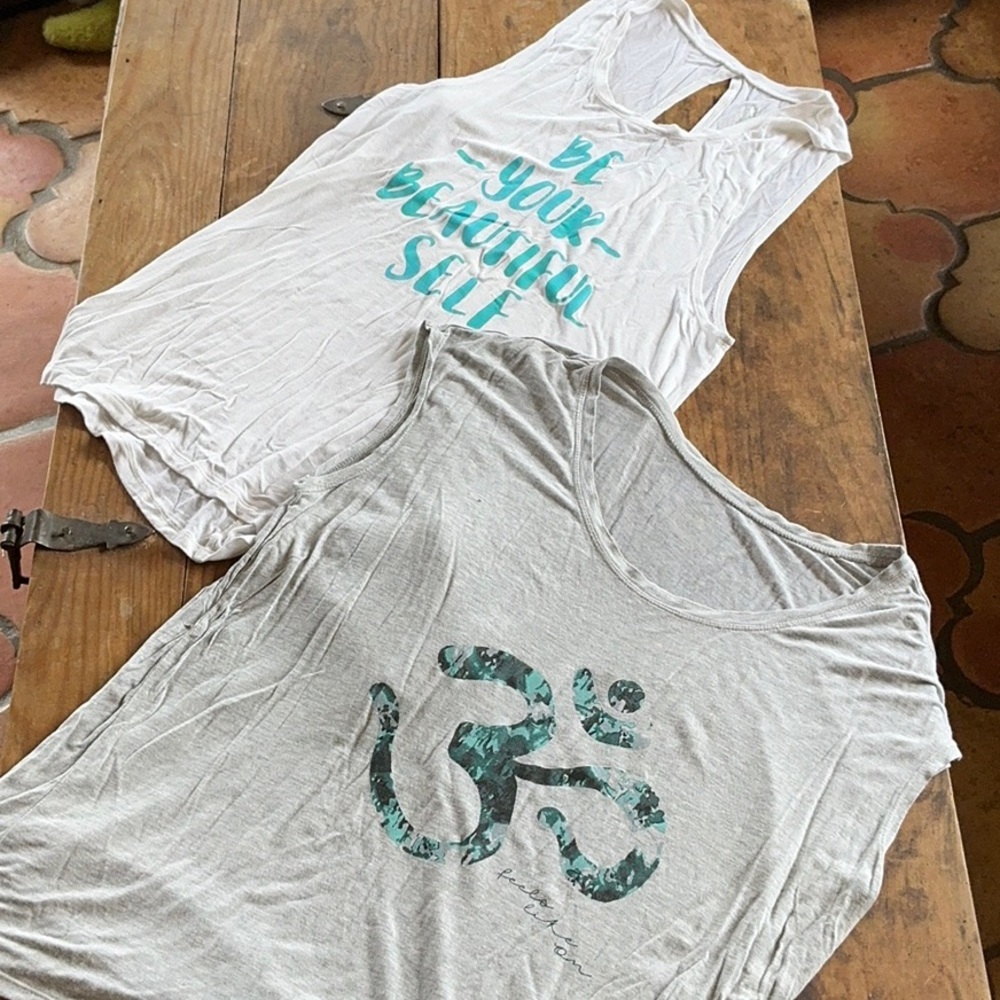 Women's Lot Sleeveless Yoga Tops - White and Gray